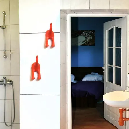 High Life Hostal *