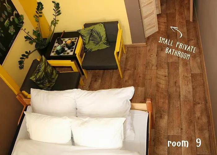 بيت شباب High Life *