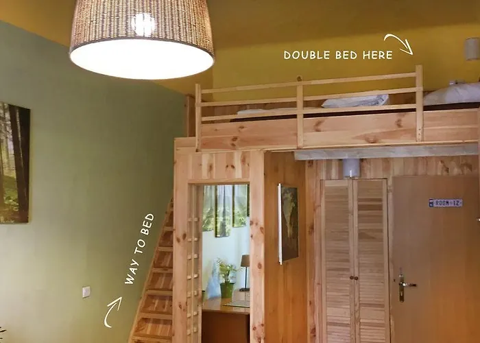 High Life بيت شباب كراكوفيا